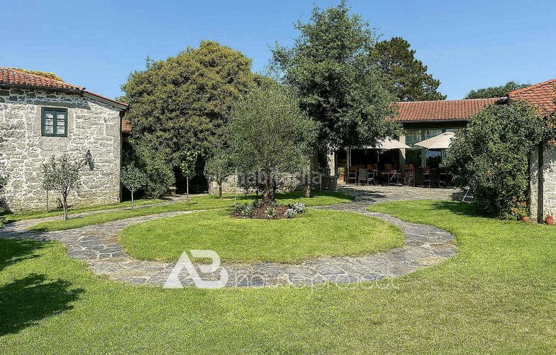 Foto 7a369fcf-f4b3-40b6-9d0e-185b2147e1a9. Edificio in avenida de lugo 89 in Monterroso
