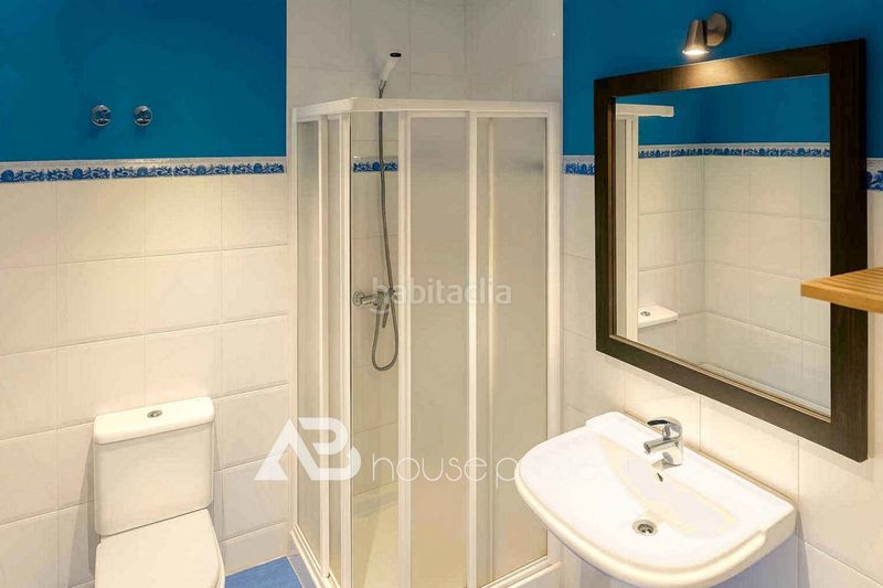 Foto e0331aef-d0ab-423e-9084-3f0f610207e4. Edificio in avenida de lugo 89 in Monterroso