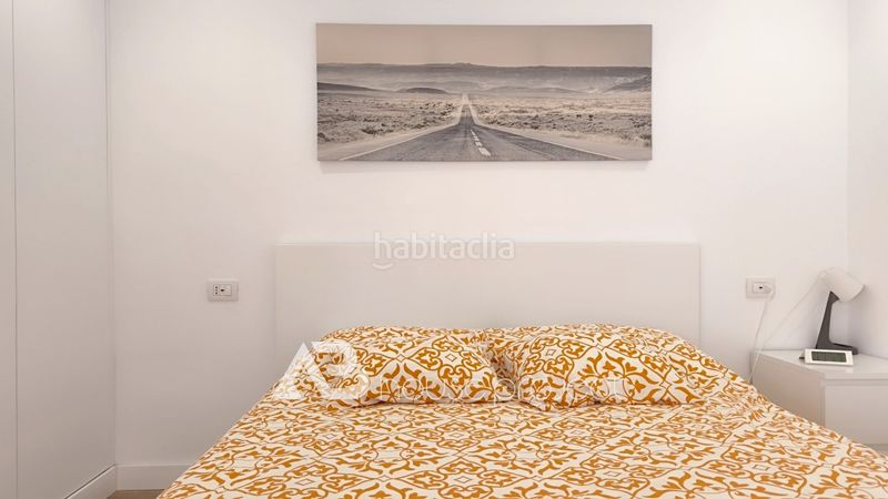 Foto c60d9dec-a1aa-48a7-b9ad-5e8fd0c32c5e. Pis amb piscina a Los Cristianos Arona