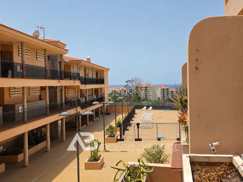 Foto 42dceec5-50d5-4e52-98d9-f153c8c2236f. Pis amb aparcament piscina a Los Cristianos Arona