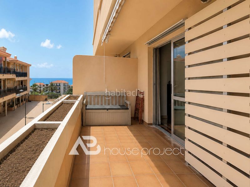 Foto 6a814a07-1b1f-49f9-af1d-c36722849643. Pis amb aparcament piscina a Los Cristianos Arona