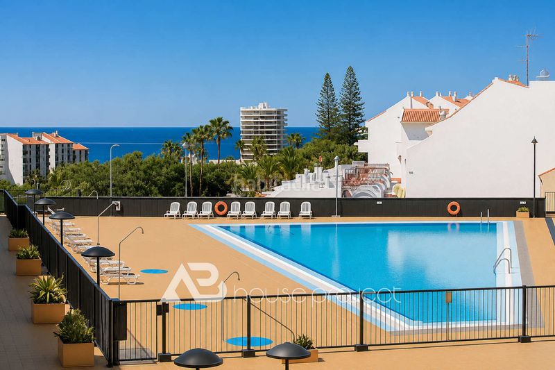 Foto e49d5d76-4ae6-4a3a-8efe-896238f2c88f. Pis amb aparcament piscina a Los Cristianos Arona