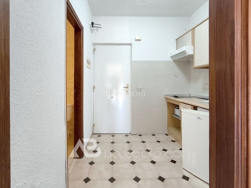 Foto 46d43339-8f31-40c3-9b70-cb20e6c5b9af. Estudio en pasaje austria 9m en San Eugenio Alto Adeje