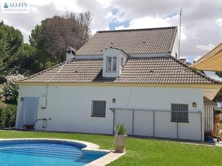 Xalet a Parque Atlántico - Ronda este. Chalet en venta en el chaparrito