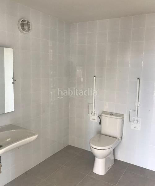 Foto 4bac9b01-2ae9-4966-b881-9eec9f98f0cb. Location local commercial dans avenida del ejército 42 dans Arganda del Rey