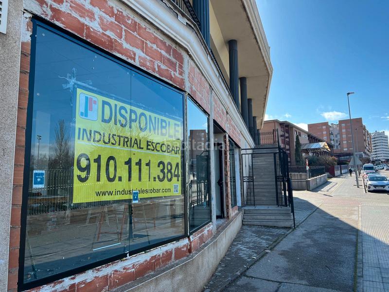 Foto baa5a8a7-f573-4c40-85e6-e272c1b51c44. Local commercial dans plaza alegría 3 dans Los Villares Arganda del Rey