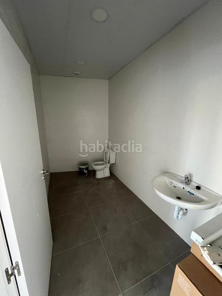 Foto 678c2528-7a04-4de4-99ee-ec766faefe42. Local comercial a plaza alegría 3 a Los Villares Arganda del Rey