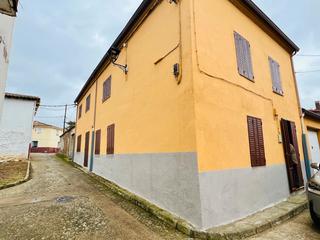 Maison à Calle cochera 12
