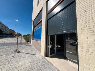 Lloguer Local Comercial a Centro. Local comercial