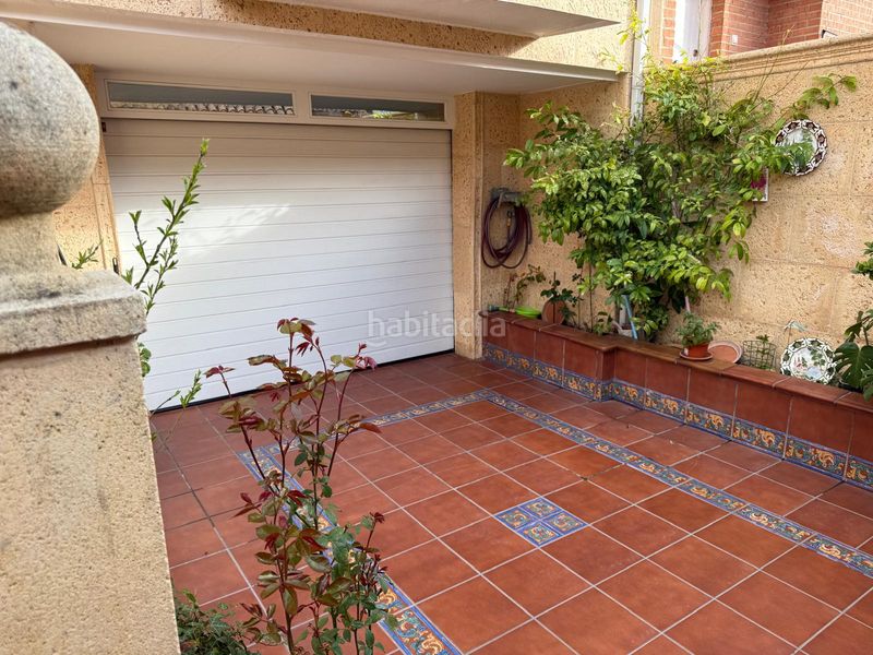 Foto 10a4db35-0aef-4ae2-8bb5-6ae4aeac61cb. Casa adossada amb xemeneia calefacció a El Mirador-El Grillero Arganda del Rey