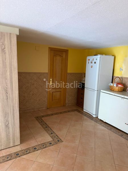 Foto 38509b79-ff0a-4068-ab46-b3732d588be9. Casa adossada amb xemeneia calefacció a El Mirador-El Grillero Arganda del Rey