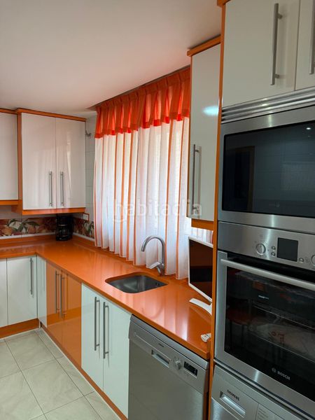 Foto 3bd28d05-0a3b-4c5d-bcec-f875f5bf9a8d. Casa adossada amb xemeneia calefacció a El Mirador-El Grillero Arganda del Rey