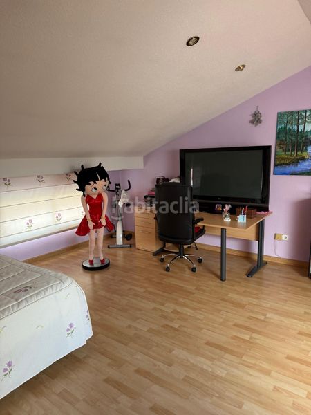 Foto 7e076048-8aec-42a8-9bb8-4ed8f2ef9095. Casa adossada amb xemeneia calefacció a El Mirador-El Grillero Arganda del Rey