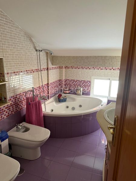 Foto 997b1fc2-2ce5-4acb-9255-312f98eacb77. Casa adossada amb xemeneia calefacció a El Mirador-El Grillero Arganda del Rey