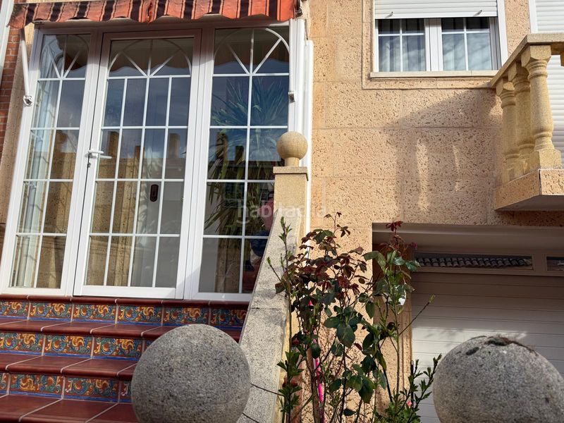 Foto f6d8397d-4e3d-490c-a2ab-aa642efcb41c. Casa adossada amb xemeneia calefacció a El Mirador-El Grillero Arganda del Rey