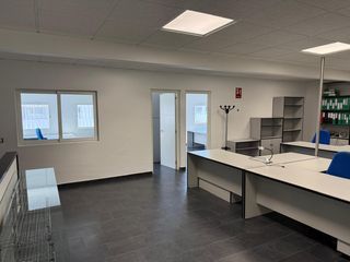 Fabrikhalle in Zona Industrial. Nave industrial en arganda del rey