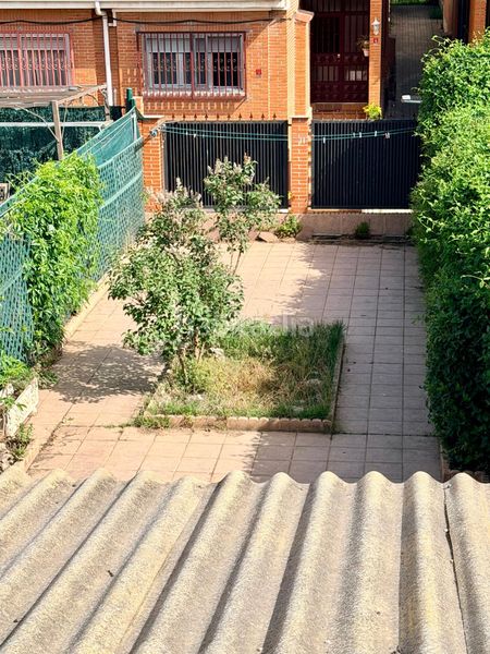 Foto 33ba5c88-c49b-4092-8c16-939f3d188284. Xalet a calle picos de europa 5 a La Poveda Arganda del Rey