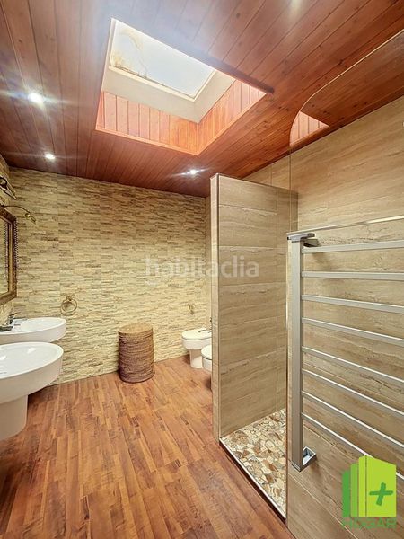 Foto 2bb82208-480b-4259-ae82-7712667090a0. Casa aparellada amb piscina a Jabalcuz Jaén