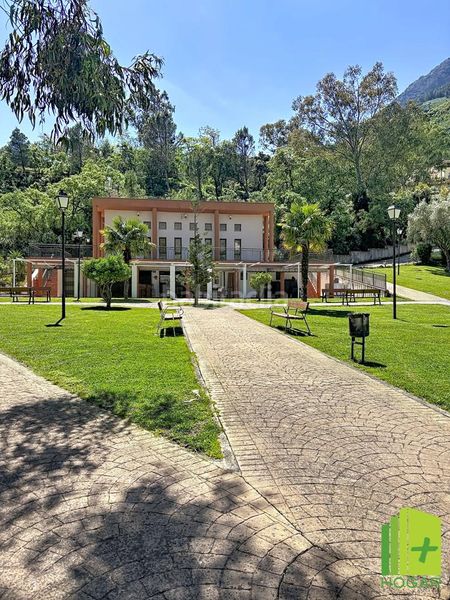 Foto 32d446b5-2a57-4214-818c-a32513fc74d0. Casa aparellada amb piscina a Jabalcuz Jaén