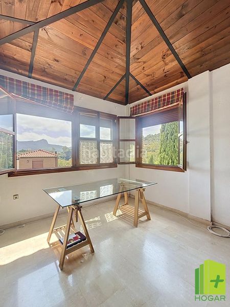 Foto 5d80434c-c7e4-43f0-91dd-7658814bb3d4. Casa aparellada amb piscina a Jabalcuz Jaén