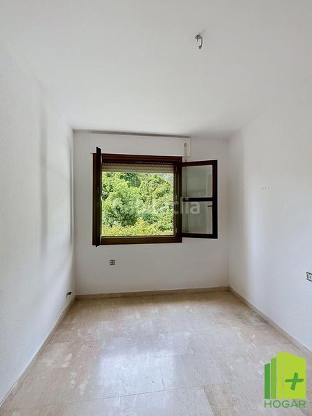 Foto ce9620a5-b62a-4391-a8d7-e1e504251d5b. Casa aparellada amb piscina a Jabalcuz Jaén