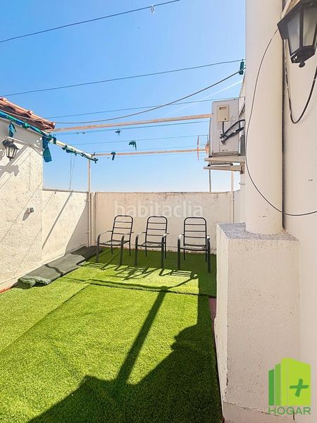 Foto e8d54ecb-103f-44bd-8f8c-53df38bf6ea1. Casa adossada amb calefacció a Santa Isabel Jaén