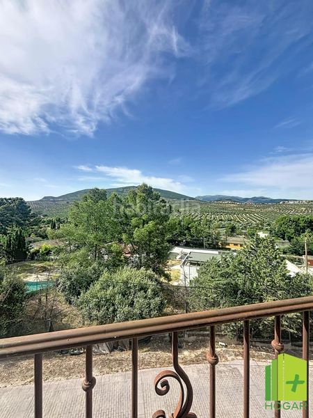 Foto fcadd5a8-9af7-42ea-91d6-fdfb2bf00664. Casa adossada a Guardia de Jaén (La)