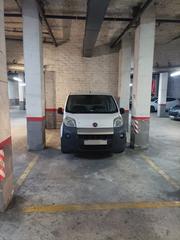 Parking voiture  Carrer de sant felip neri. Parking en venta zona guatemala