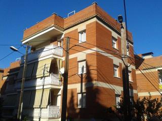 Appartement  Carrer de cervantes. Piso 4 habitaciones en sant andreu de la barca