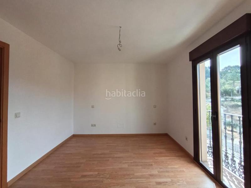 Foto 0127100f-913d-448b-ac0b-aa57b3f299c8. Duplex con riscaldamento in Santa María de la Alameda