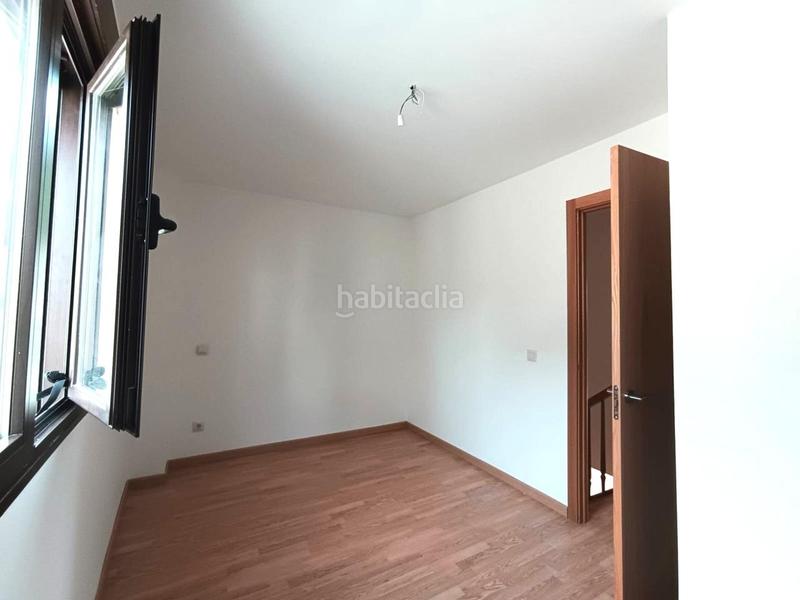 Foto c18318c5-1390-4ab3-9d00-d901cd40d843. Duplex con riscaldamento in Santa María de la Alameda