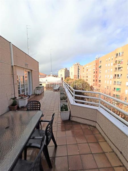 Foto 6b730ba3-d1b3-4c80-a192-edc6bcf2dae6. Affitto attico con riscaldamento in Numancia Madrid