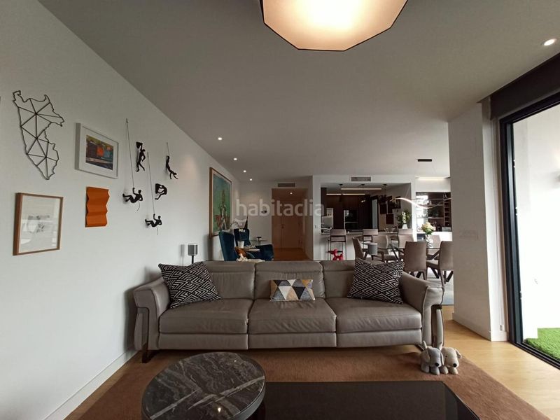 Foto bc031067-97fc-40d8-91d9-aef5bb410f39. Flat with heating parking pool in San Juan Bautista Madrid