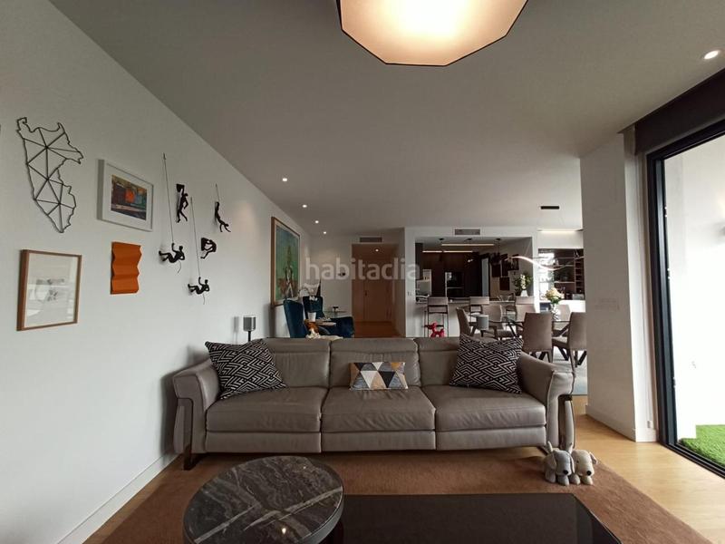 Foto bc031067-97fc-40d8-91d9-aef5bb410f39. Flat with heating parking pool in San Juan Bautista Madrid