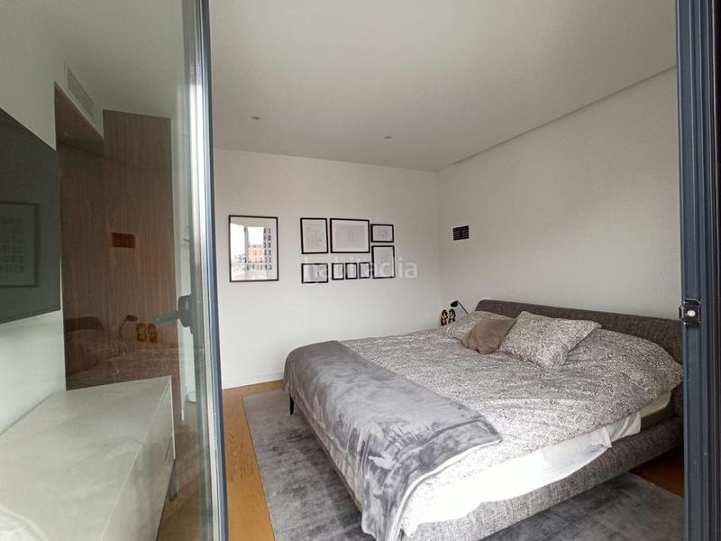 Foto d45abcce-5fec-47a5-bb66-fbdb46af30b8. Piso en San Juan Bautista Madrid