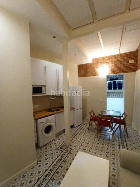 Foto 571b1212-f14a-40f3-bda8-576097ffdd7f. Dúplex en Embajadores-Lavapiés Madrid