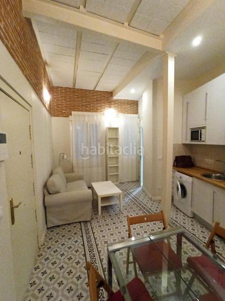 Foto 822be413-4d9d-41f8-a6df-f5c2df6624e6. Zweistöckige wohnung mit heizung in Embajadores-Lavapiés Madrid