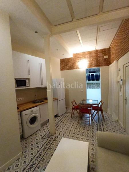 Foto aa636e4f-4dee-4b1b-b241-6a0ca48de804. Zweistöckige wohnung mit heizung in Embajadores-Lavapiés Madrid
