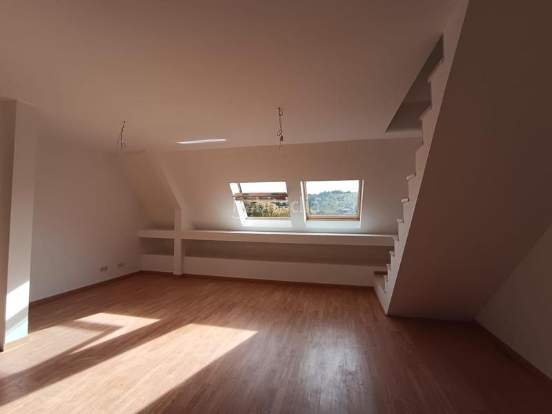 Foto 38051cc0-f177-4fe5-9b39-897609979d9e. Dúplex amb calefacció a Santa María de la Alameda