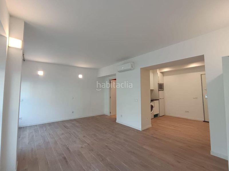 Foto f7f90877-ae8f-4735-aae8-49a589b03d01. Estudi amb calefacció a Numancia Madrid