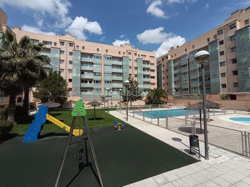 Foto bcadb865-282c-43fc-91b3-1654ca83f475. Piso en Sanchinarro Madrid