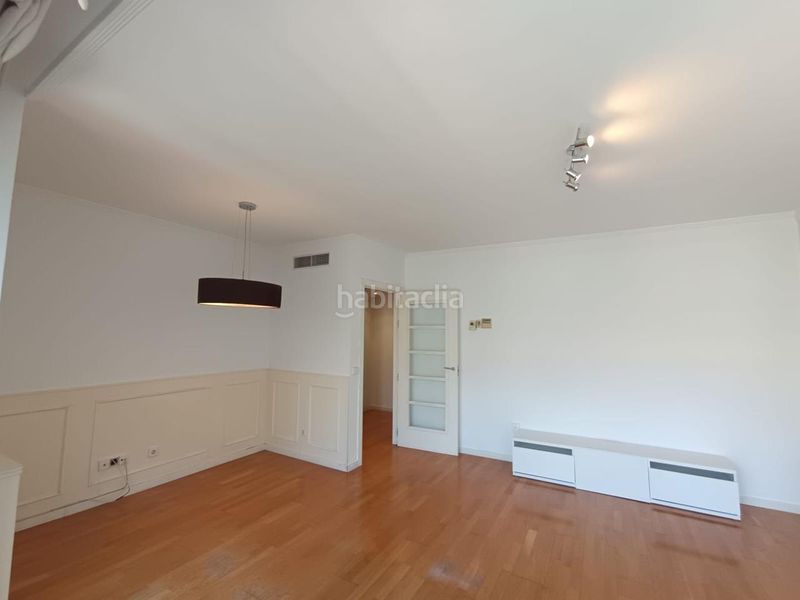 Foto c3c0087a-7391-4405-81dc-a356726d9e1b. Piso en Sanchinarro Madrid