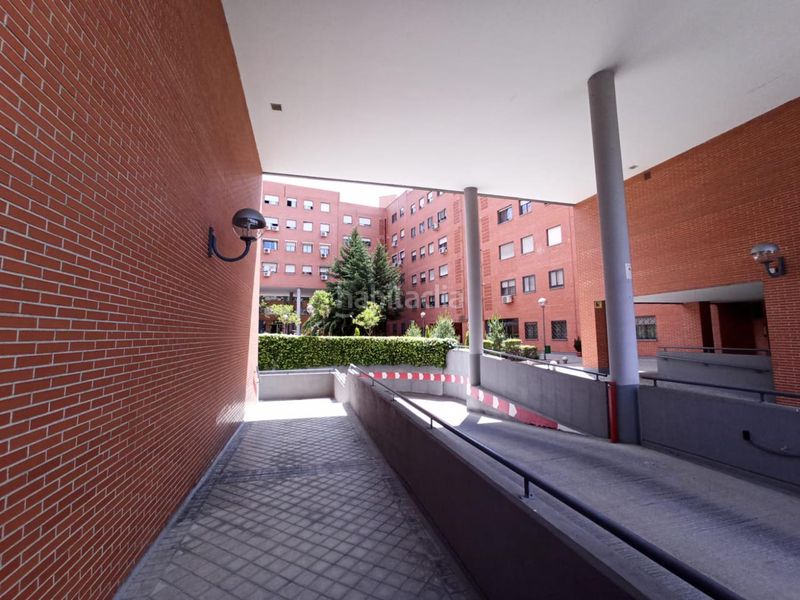 Foto 3b3d8eda-b104-475b-a0ae-30a43a9691be. Flat with heating parking in Prado de Santo Domingo Alcorcón