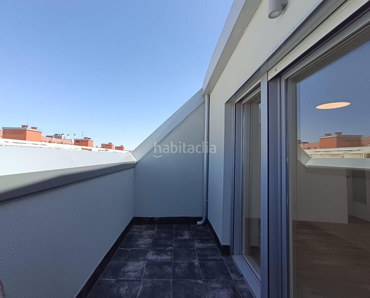 Foto c7a47f9d-74d6-447e-928e-72eece0d4054. Dúplex amb calefacció aparcament a Ensanche Alcalá de Henares