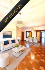 Appartement  Calle uruguay. ¡¡ideal para vivir o invertir: piso con balcón y garaje en zona