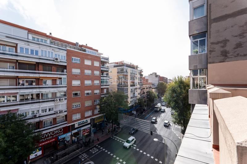 Foto d8895099-1f91-43a0-99d0-ae13d03063e5. Ático en Cuatro Caminos - Azca Madrid