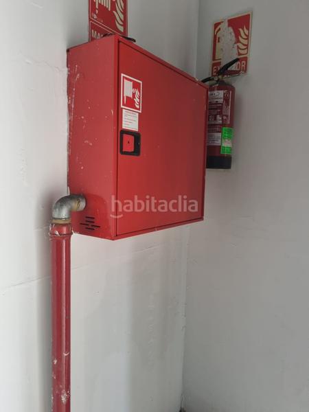 Foto 1ebeb914-a1a1-4564-9bdb-5bb80ecce2e6. Geschäftsraum in Passeig Maragall Gavà