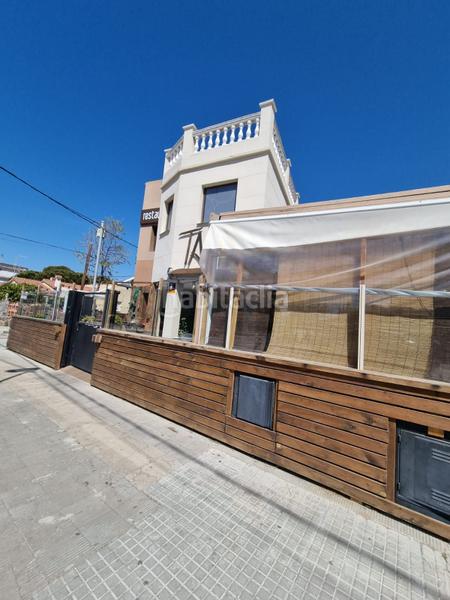 Foto e5cd4f3b-3625-4cfc-88e6-c7530ca28aa1. Chalet en passeig marítim 270 en Baixador Castelldefels