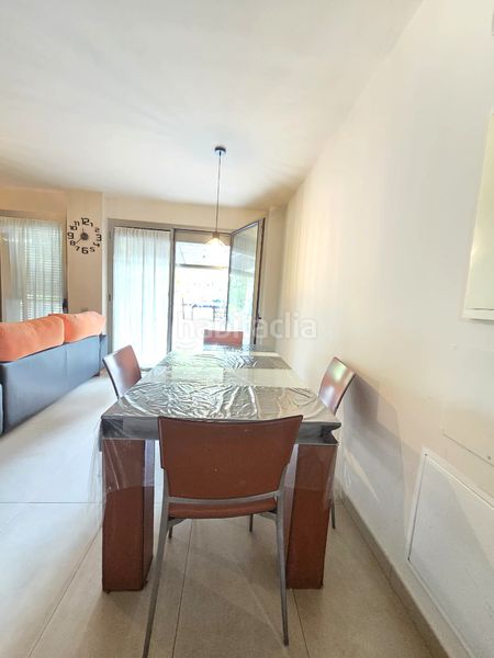 Foto 3999f70c-d349-4675-89a6-79f7f72a6290. Dúplex amb aparcament piscina a Gava Mar Gavà