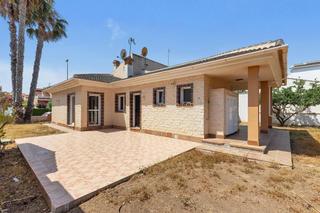 Chalet in Torre de la Horadada